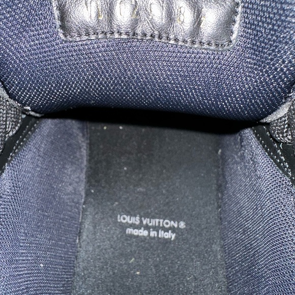 Gently used authentic Louis Vuitton sneakers - Picture 5 of 6